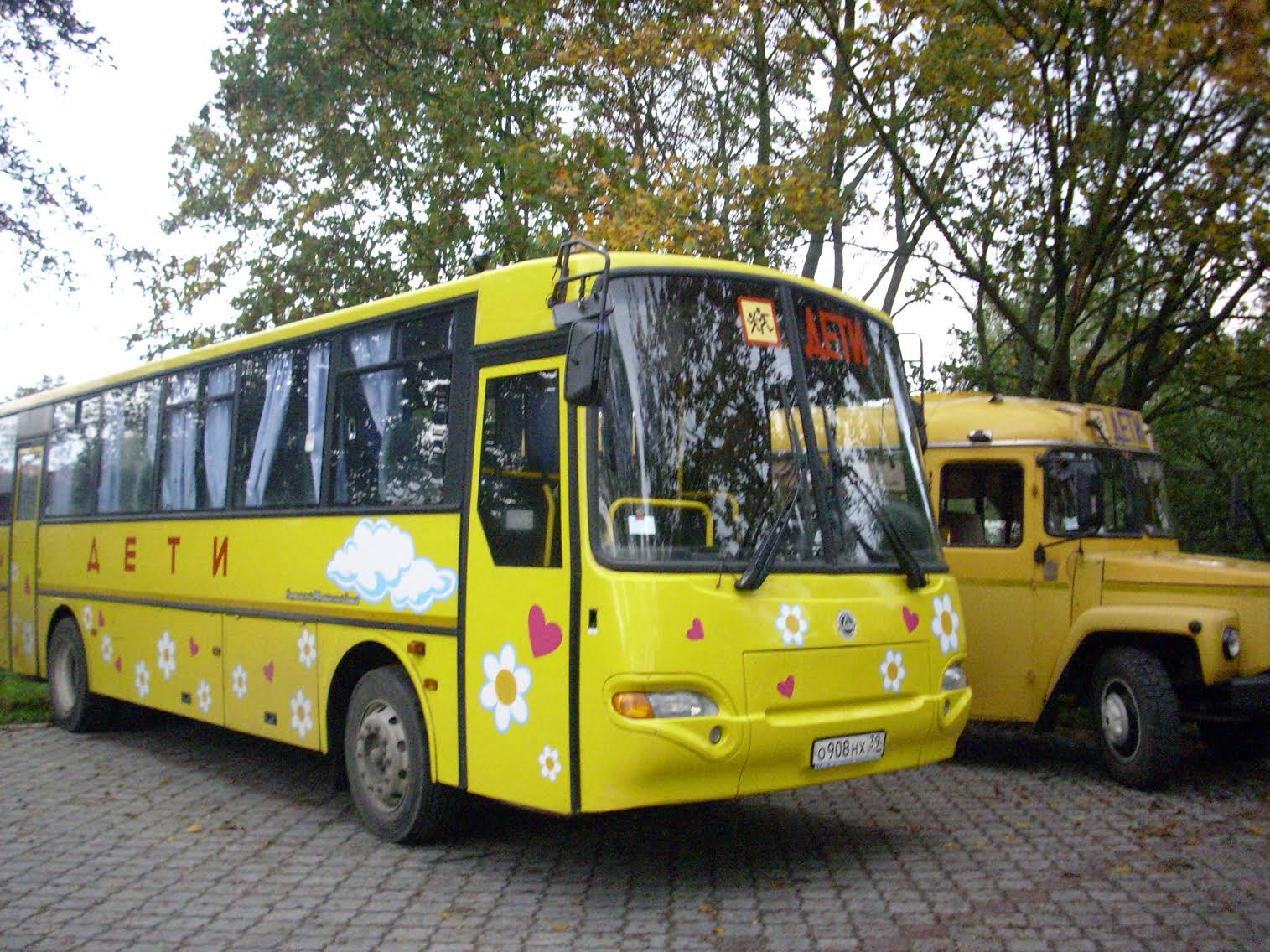 Школьный автобус Россия