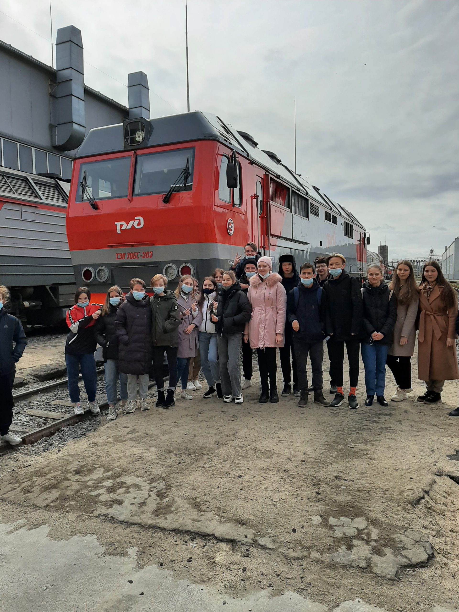 Экскурсия в локомотивное депо Калининграда | Мамоновская средняя школа